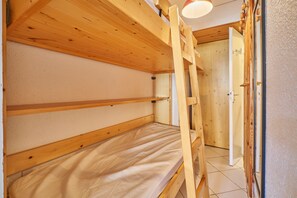 1 camera, ferro/asse da stiro, Wi-Fi gratuito