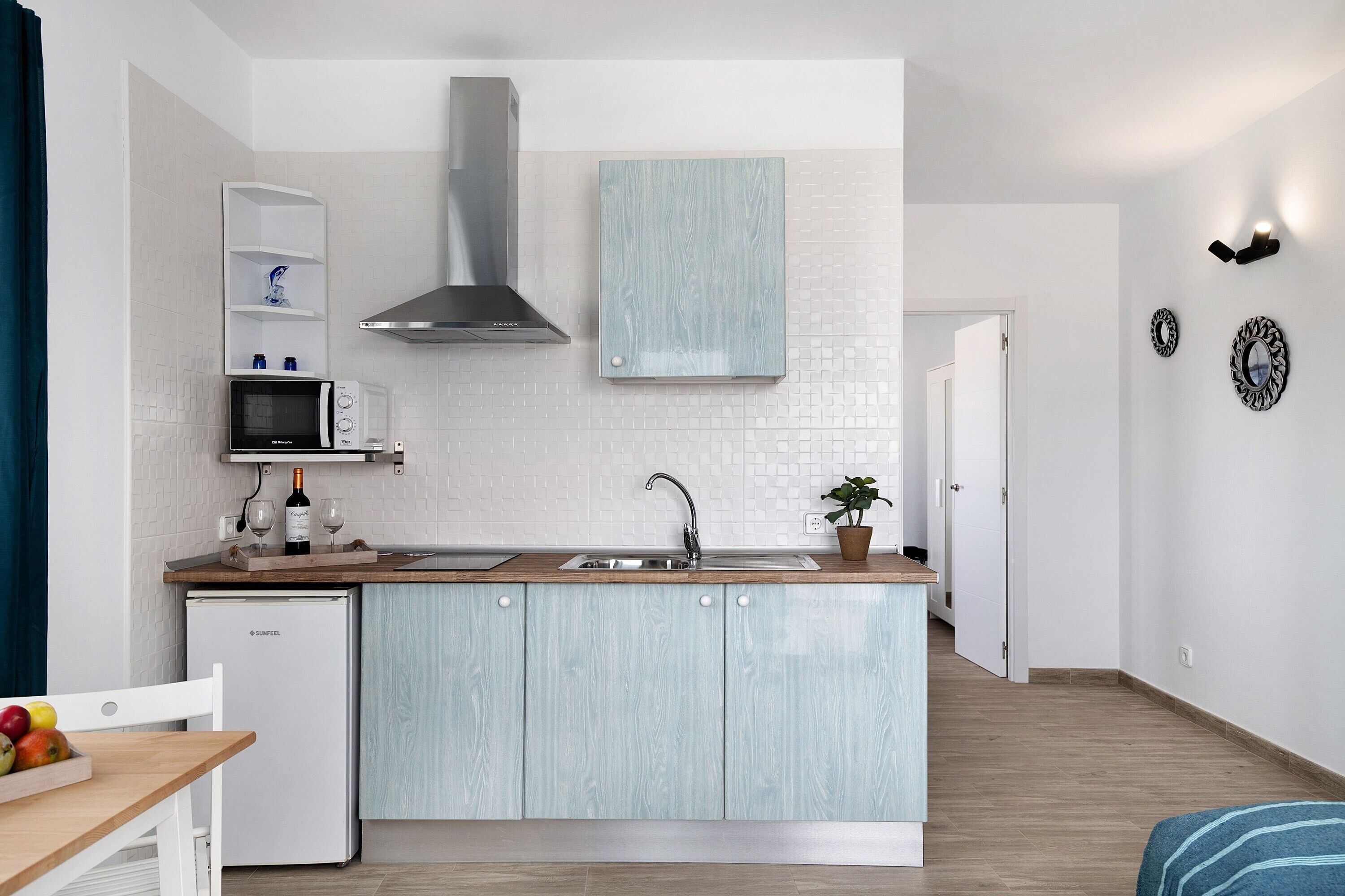 雪櫃、微波爐、爐具、咖啡機/沖茶器