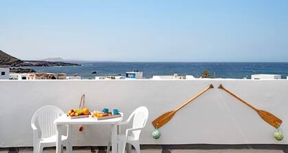 Vacation Home "Viviendas El Pescador - Remo" with Sea View, Private Terrace & Wi-Fi