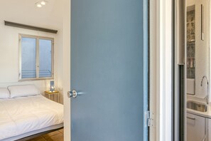 2 bedrooms, free WiFi, bed sheets - Apartment '1a Linea Mar Port Llafranch' with Sea View, Private Terrace and Wi-Fi (Llafranc)