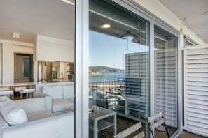 Property grounds - Apartment '1a Linea Mar Port Llafranch' with Sea View, Private Terrace and Wi-Fi (Llafranc)