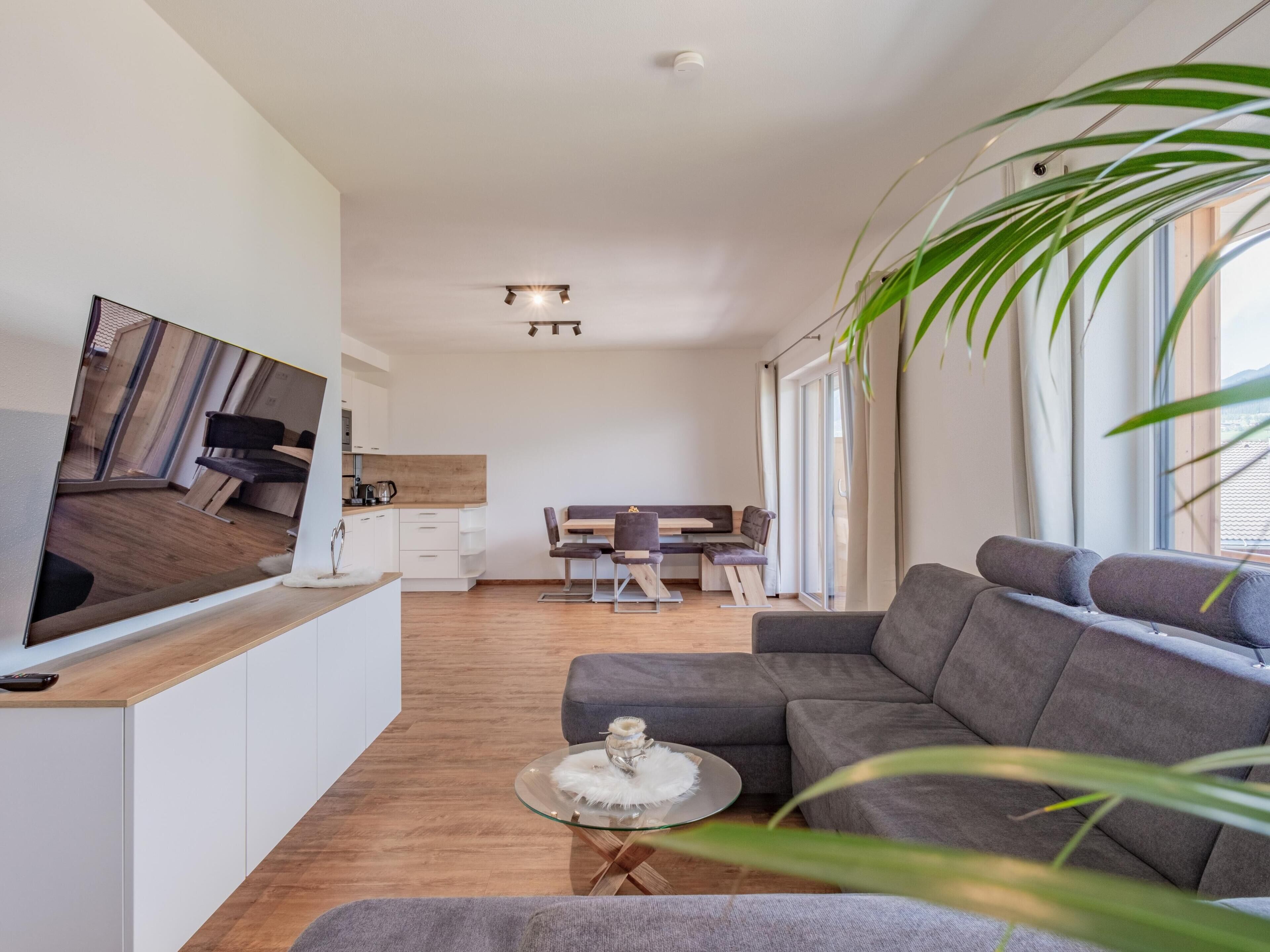 Group Accommodation In Panoramic Location - Mittersill