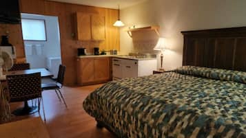 Suite estudio Premium | 1 habitación, edredón y artículos del minibar gratis