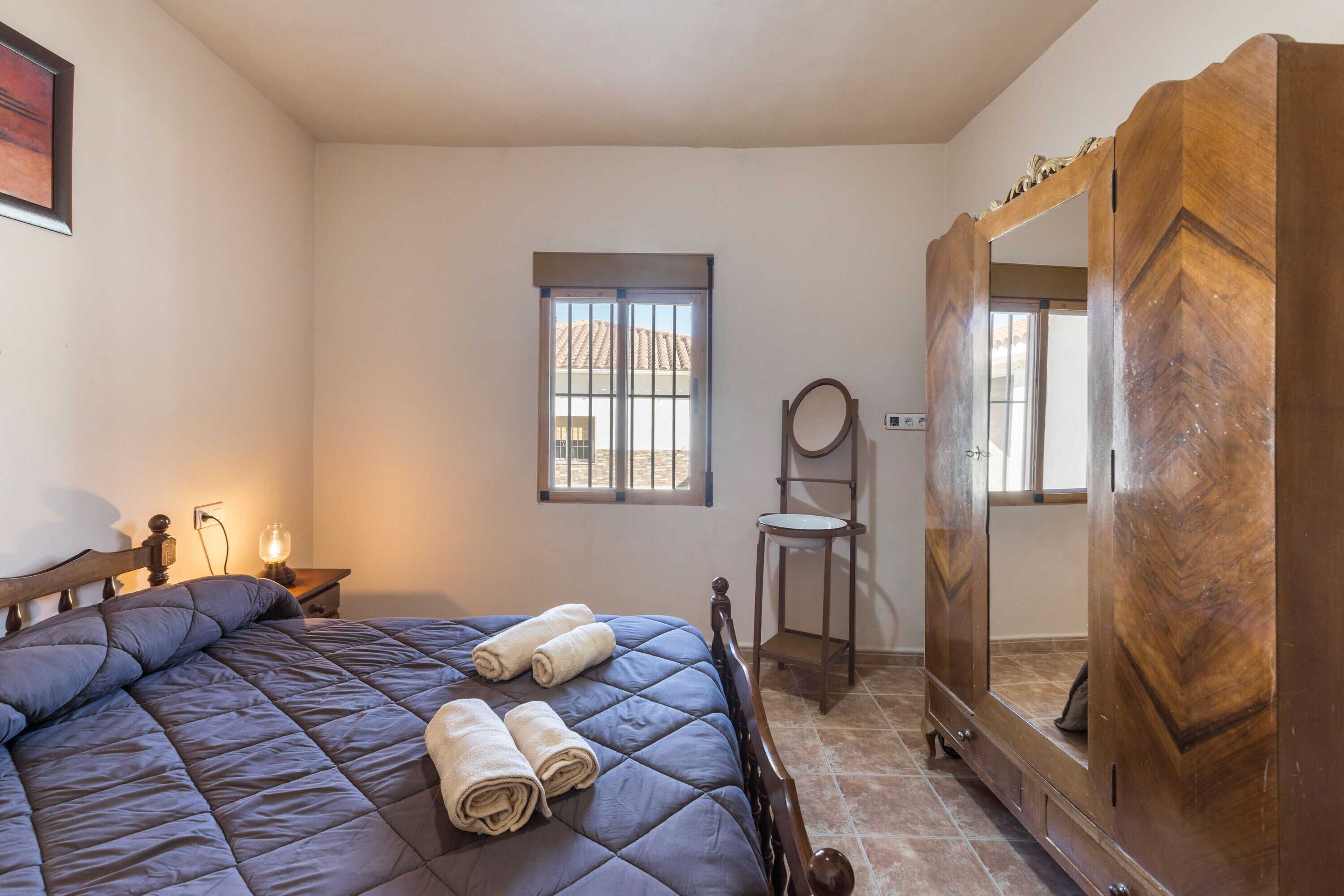 2 quartos, Wi-Fi de cortesia, roupa de cama