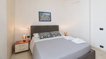 3 camere, ferro/asse da stiro, Wi-Fi gratuito, lenzuola
