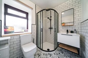 1 غرفة نوم ومكتب