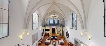 Magnifique Chapelle Entièrement Rénovée en Cœur de Ville Pour 8 Personnes