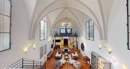 Magnifique Chapelle Entièrement Rénovée en Cœur de Ville Pour 8 Personnes