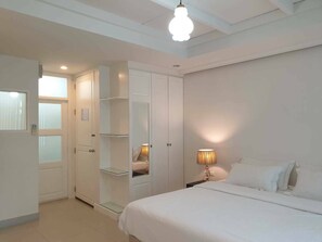 Deluxe Room | Free WiFi - KS Suites (Bangkok)