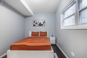 3 Schlafzimmer, Bügeleisen/Bügelbrett, WLAN, Bettwäsche