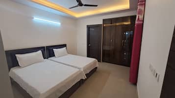 2 Schlafzimmer, Zimmersafe, Bügeleisen/Bügelbrett, kostenloses WLAN