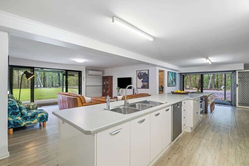 Amazing Retreat Close to Brisbane and GC