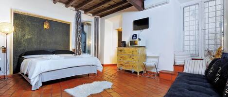 1 bedroom, desk, soundproofing, iron/ironing board