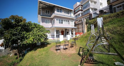 Guru Vela Homestay