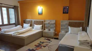 Free WiFi, bed sheets