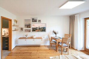 Dining - Dein Einladendes 1-zi-luxus-apartment Ciao-aschau Fewo Bergsteigerdorf (Aschau im Chiemgau)