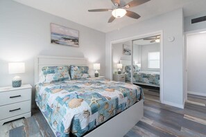 2 bedrooms, desk, iron/ironing board, WiFi