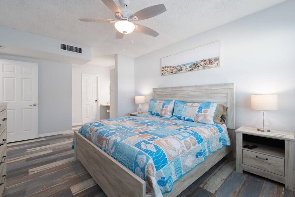 Oceanfront Updated CondoSandpiper Towers South Patrick Shores Vrbo