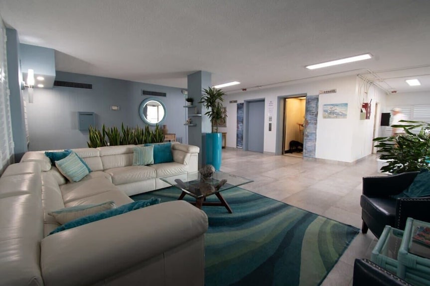 Oceanfront Updated Condo - Direct Beach Access! - Satellite Beach, FL