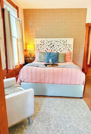 1 間睡房、書桌、熨斗/熨衫板、Wi-Fi