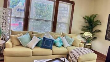 TV, fireplace, offices