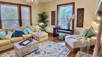 TV, fireplace, offices