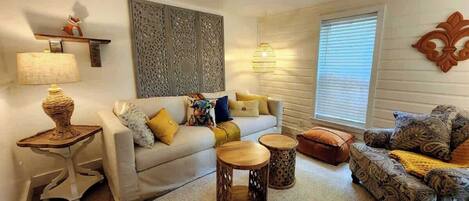 TV, fireplace, books, offices