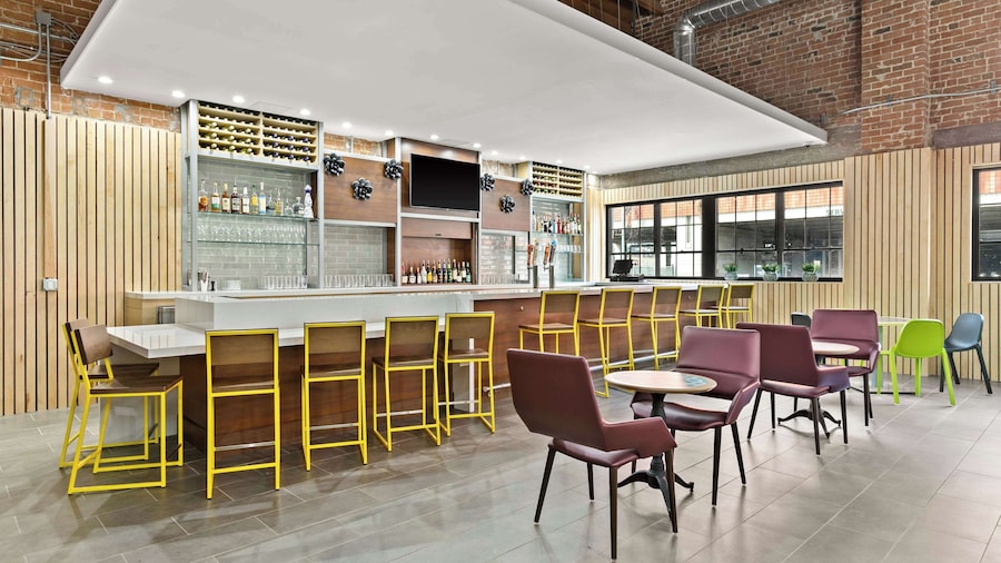 Home2 Suites by Hilton Phoenix Downtown