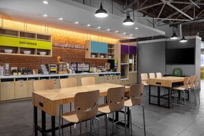 Restaurant - Home2 Suites by Hilton Phoenix Downtown (Phoenix)