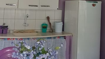 Refrigerador, horno, placa de cocina, tostadora