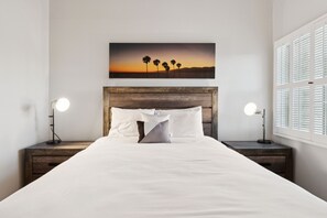 3 bedrooms, desk, iron/ironing board, free WiFi