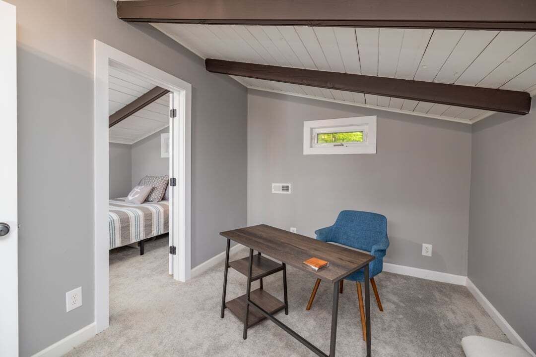6 bedrooms, free WiFi, bed sheets