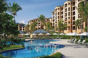 Pool - 3 bedroom  3.5 bath Ocean front - From November 3rd to November 10th (St Thomas)