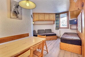 Uklassifisert bilde, 4 av 18, knapp