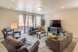 Smart-TV, Videospiele, DVD-Player