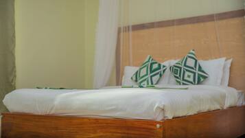 Deluxe Double Room, Balcony, City View | 1 bedroom, down comforters, in-room safe, desk