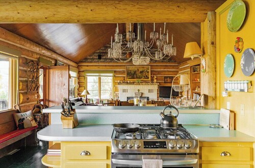 MDW Chief Joseph Rustic Log Home