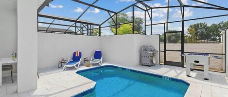 Piscine extérieure, piscine chauffée