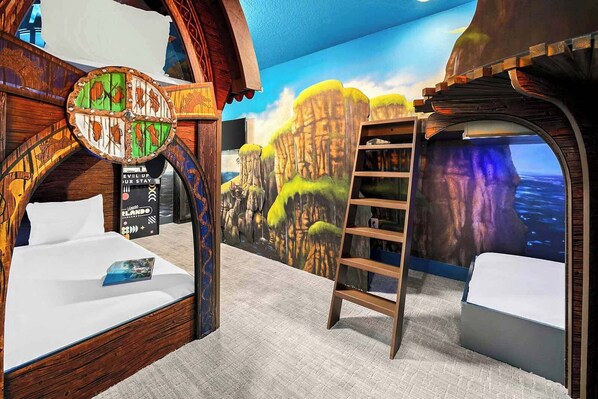 4 Schlafzimmer, Schreibtisch, Bügeleisen/Bügelbrett, Reisekinderbett