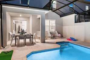 Outdoor pool, a heated pool