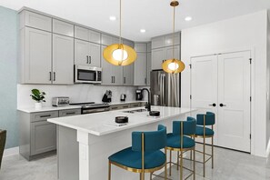 Fridge, microwave, oven, stovetop - Villa Grande | VIP home near Universal & airport w/ pool, full kitchen, huge BRs (Orlando)