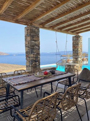 Outdoor dining - Villa Cycladic View Syros  (Azolimnos Syros)