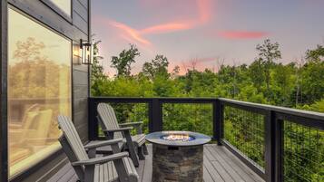 Cabin, 2 Bedrooms | Terrace/patio