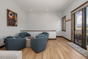 House, 3 Bedrooms | Interior