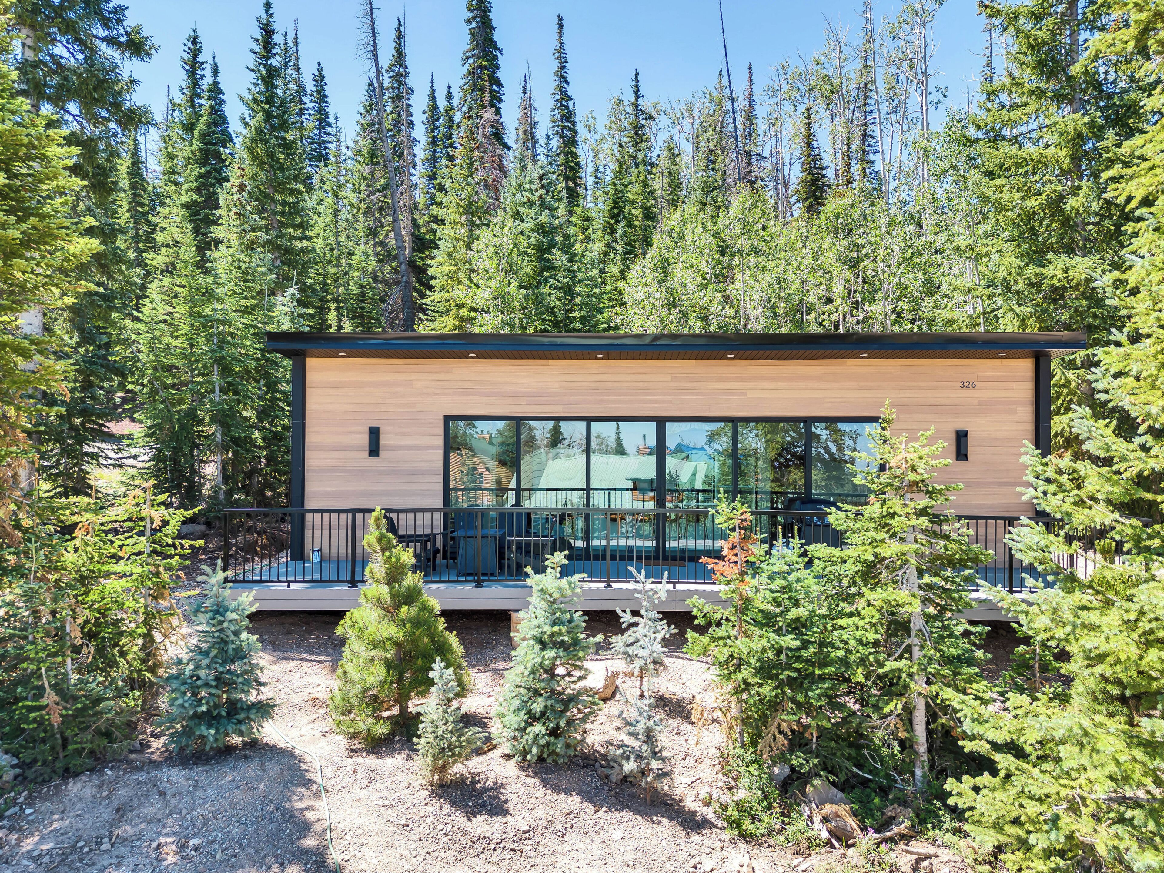 2bdrm/2bath sleeps 6 close to Navajo Ski Slopes