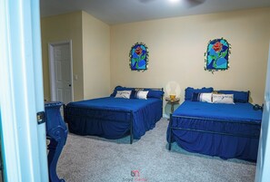 5 bedrooms, desk, iron/ironing board, WiFi