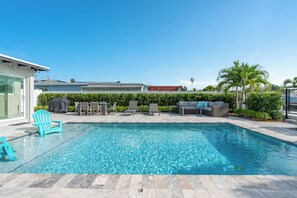 Piscina coperta, una piscina riscaldata