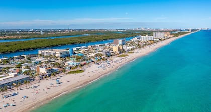 3/3-5 Guests-Heated Pool-Waterfront Dock-Redone