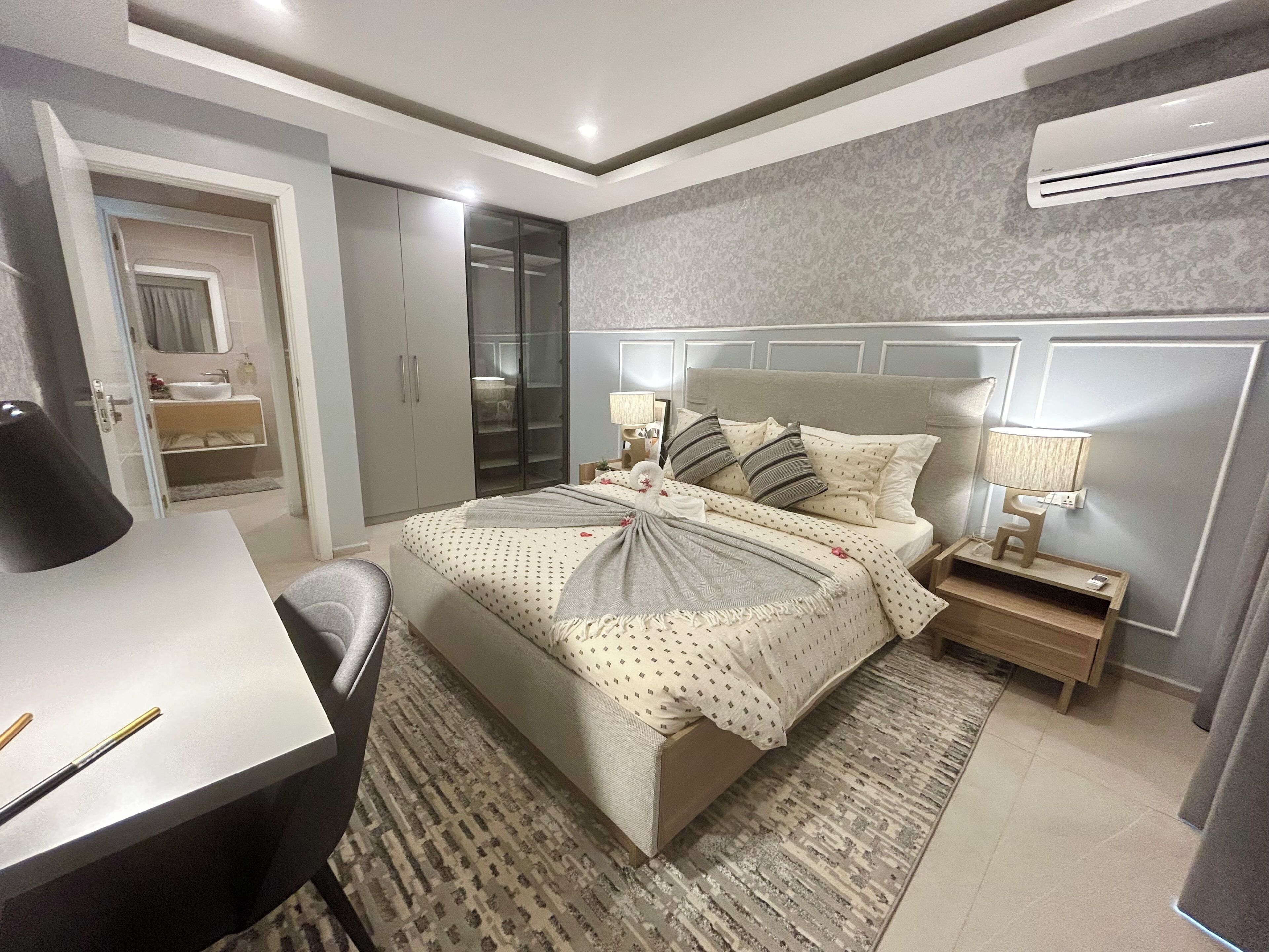 Standard Apartment, 1 Bedroom, Patio, Garden View (404) | Individually decorated, individually furnished, iron/ironing board