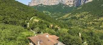 Le Gite du Rocher II, au paysage spectaculaire, pour les amoureux de la nature